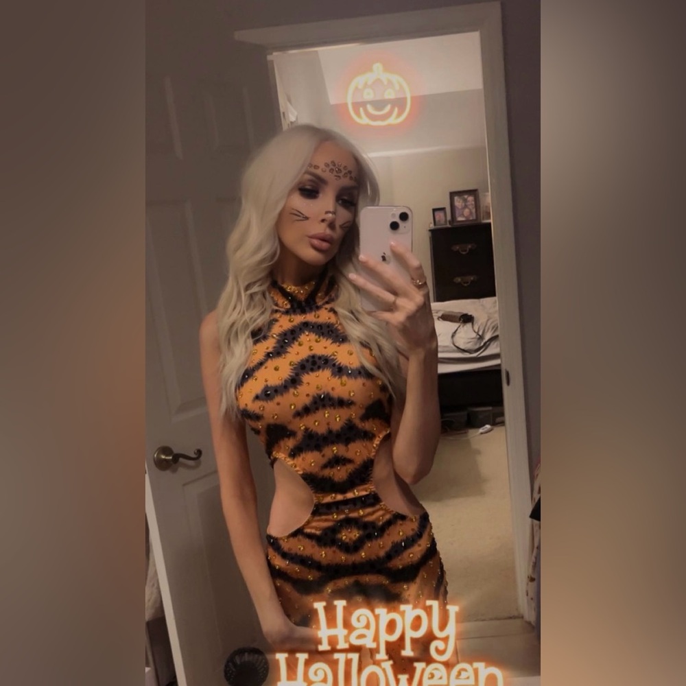 Stylish Orange and Black Jumpsuit - Picture 2 of 4